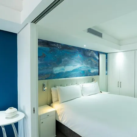 Protea Hotel By Marriott Cape Town North Wharf Exterior photo